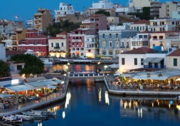 Онлайн веб камера Греция остров Крит порт Сития